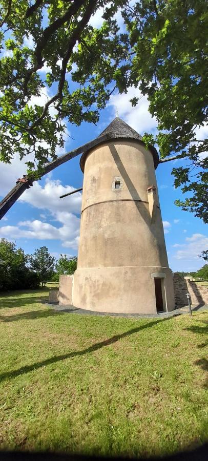 فيلا Moulin A Vent Le Champ Du Trail Saint-Cyr-des-Gats المظهر الخارجي الصورة